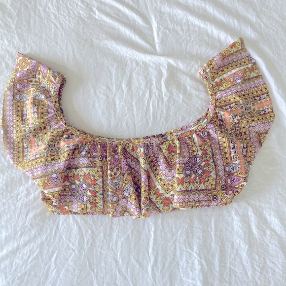 Victoria’s Secret Bikini set Boho Floral Size Medium, with ruffle top, Like new - Picture 3 of 11